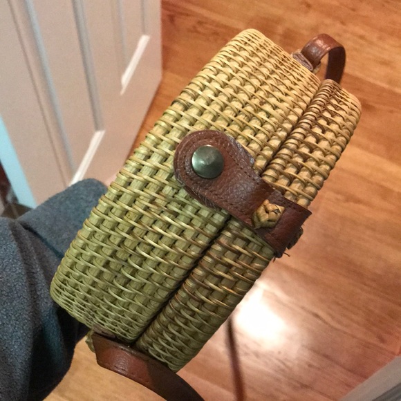 Round Rattan Purse - Picture 2 of 4